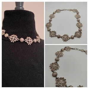 Fashion Silver Tone Filigree Pendant Link Choker Style Necklace 16"